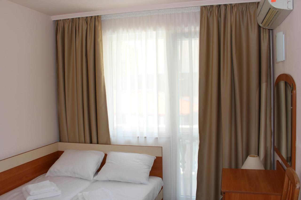 Arlanda Hotel สวิติ วลัส ภายนอก รูปภาพ