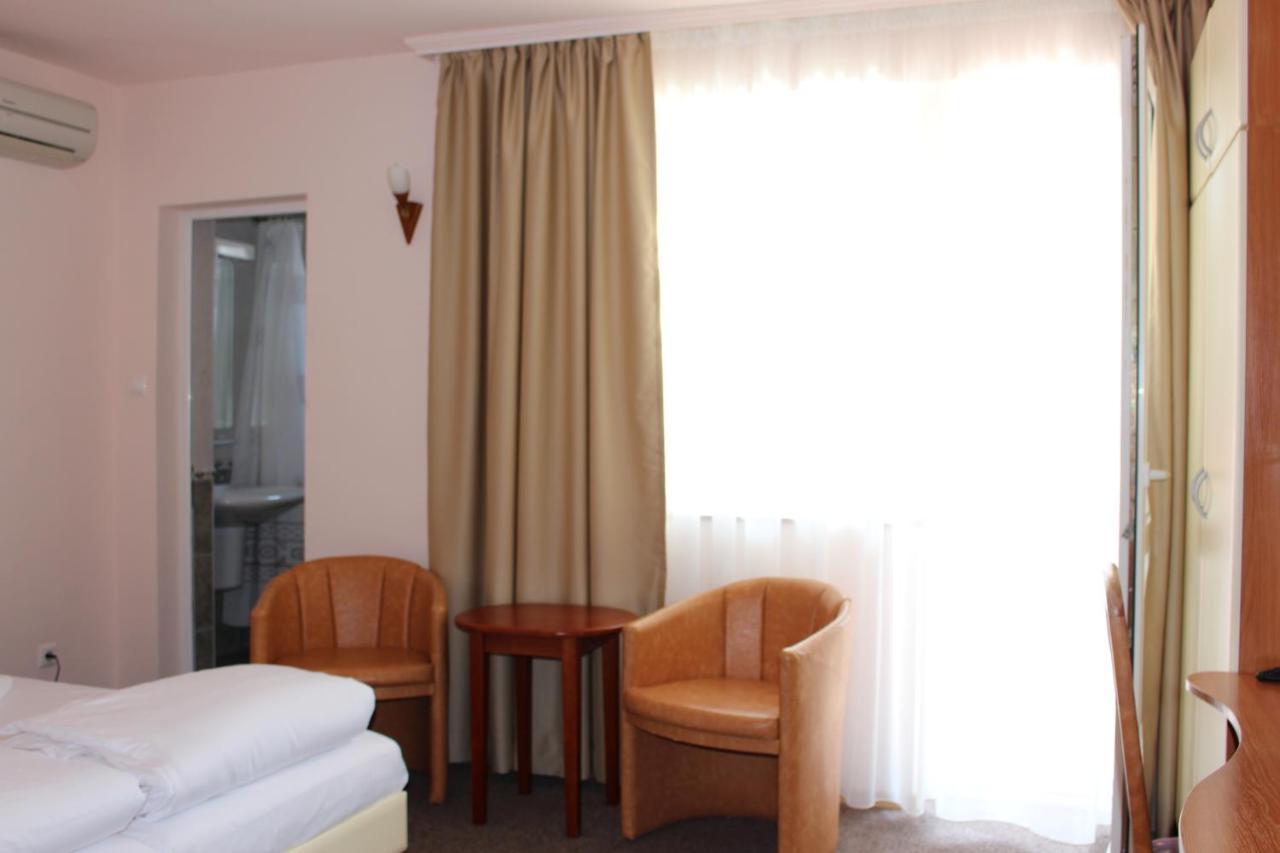Arlanda Hotel สวิติ วลัส ภายนอก รูปภาพ